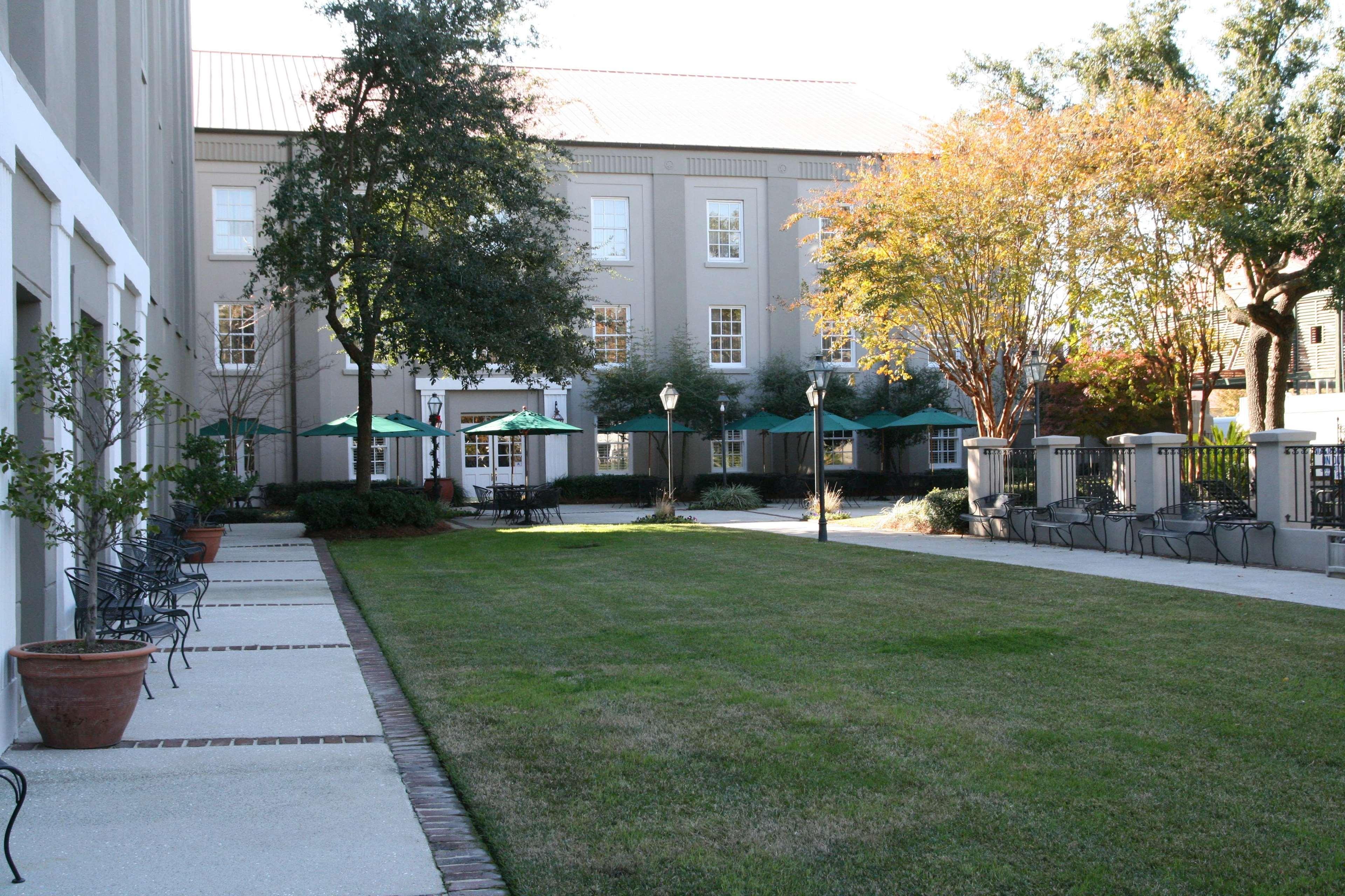 Hampton Inn Charleston-Historic District Екстериор снимка