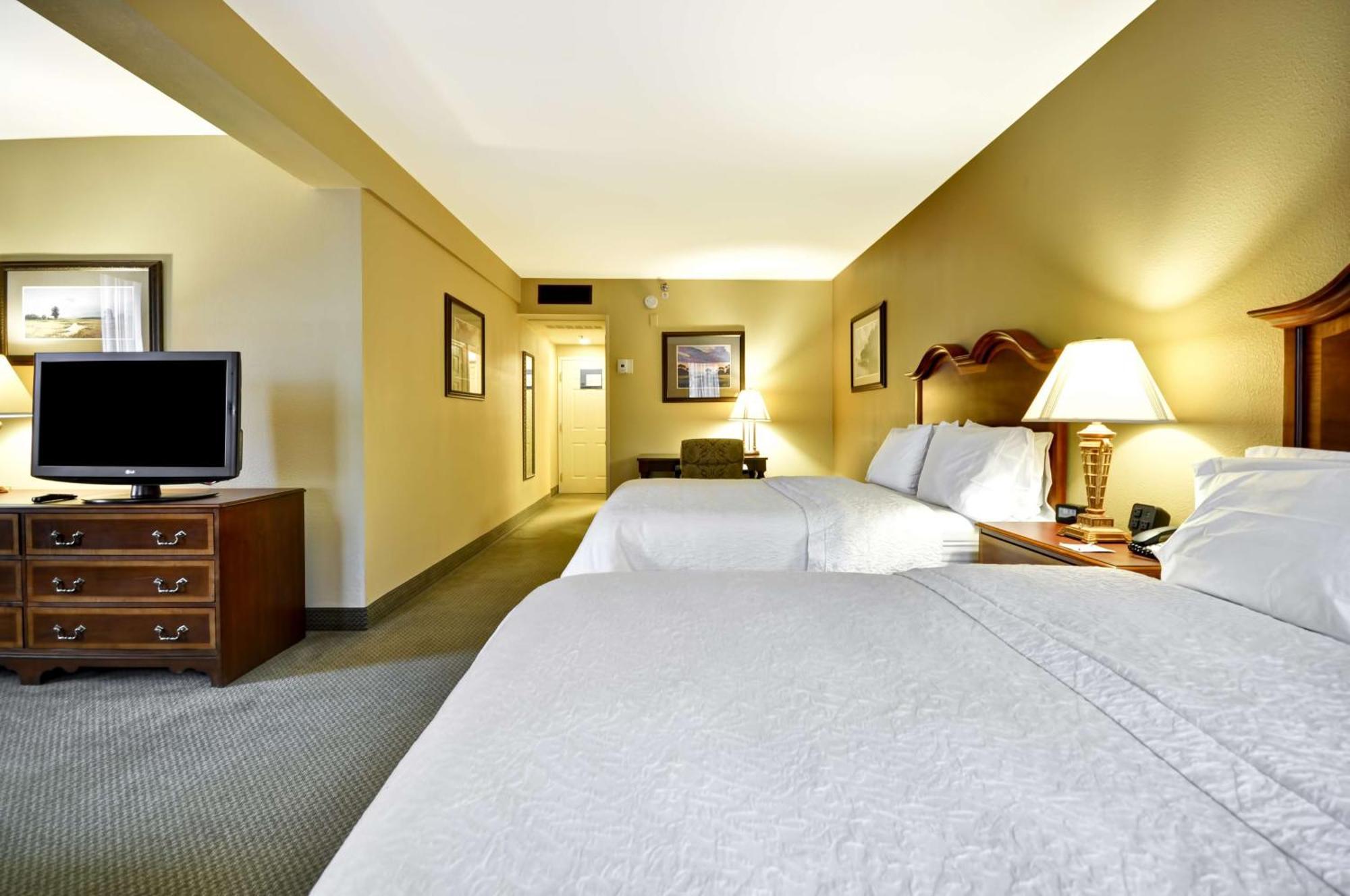 Hampton Inn Charleston-Historic District Екстериор снимка