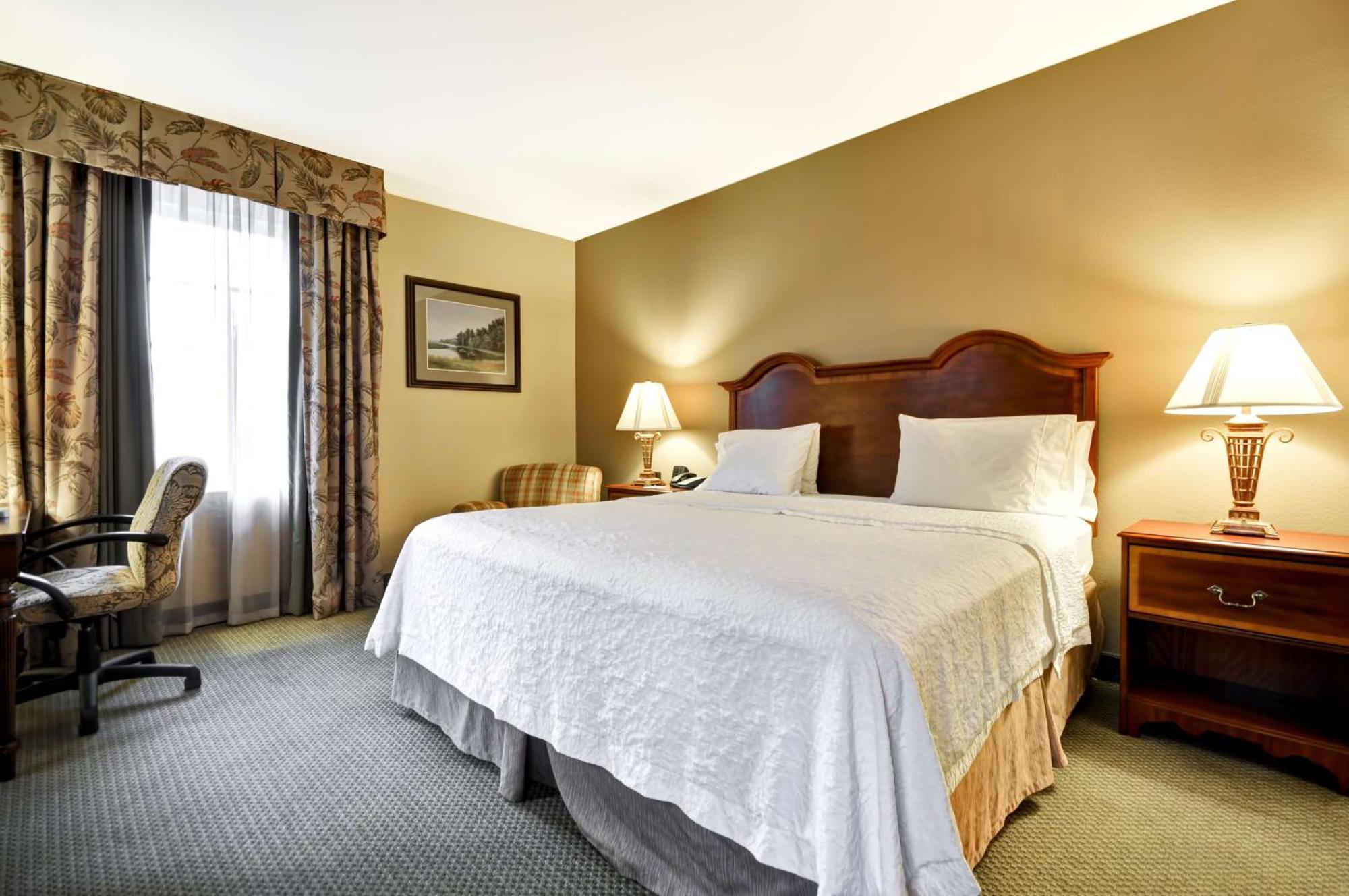 Hampton Inn Charleston-Historic District Екстериор снимка
