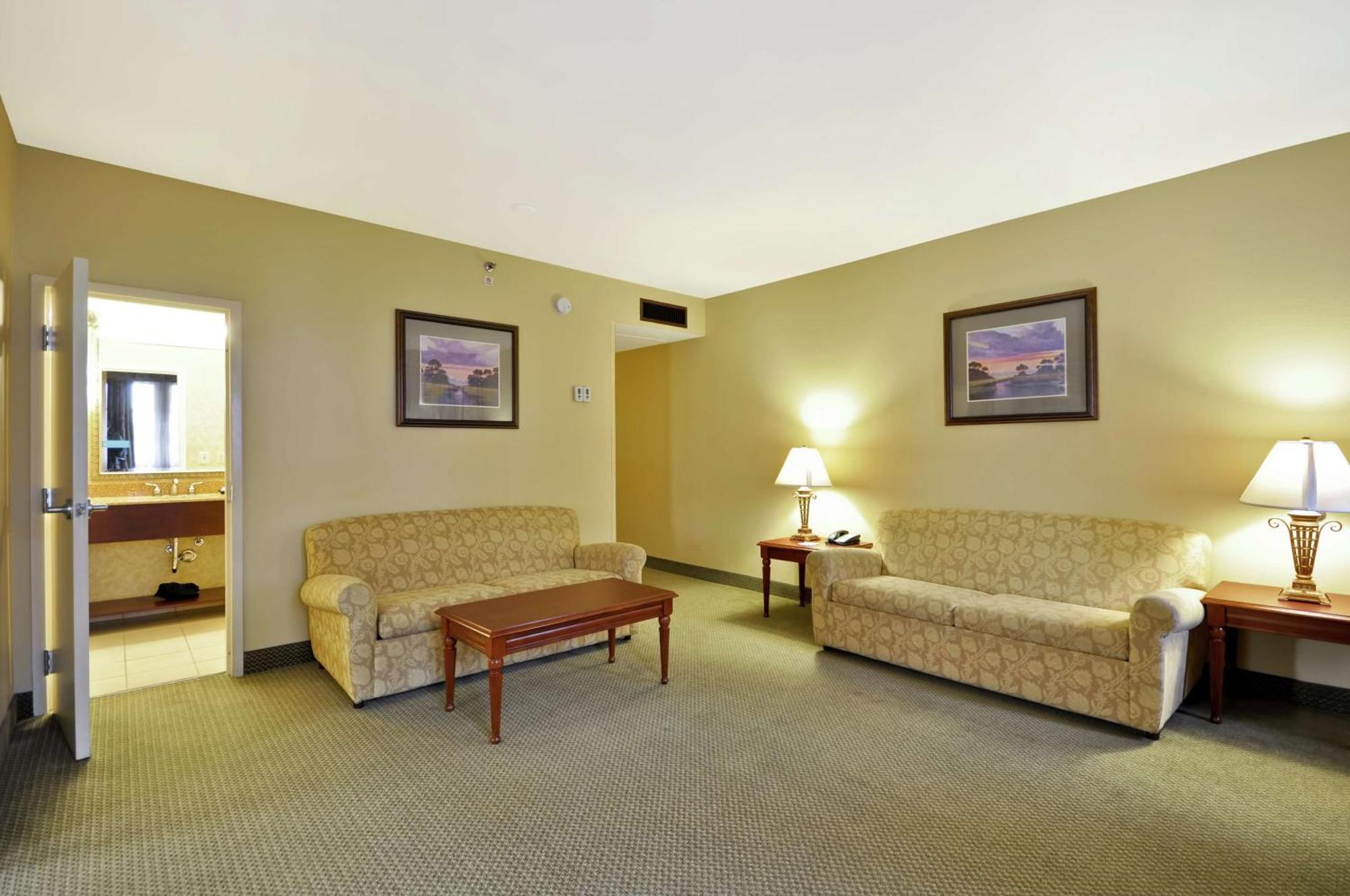 Hampton Inn Charleston-Historic District Екстериор снимка