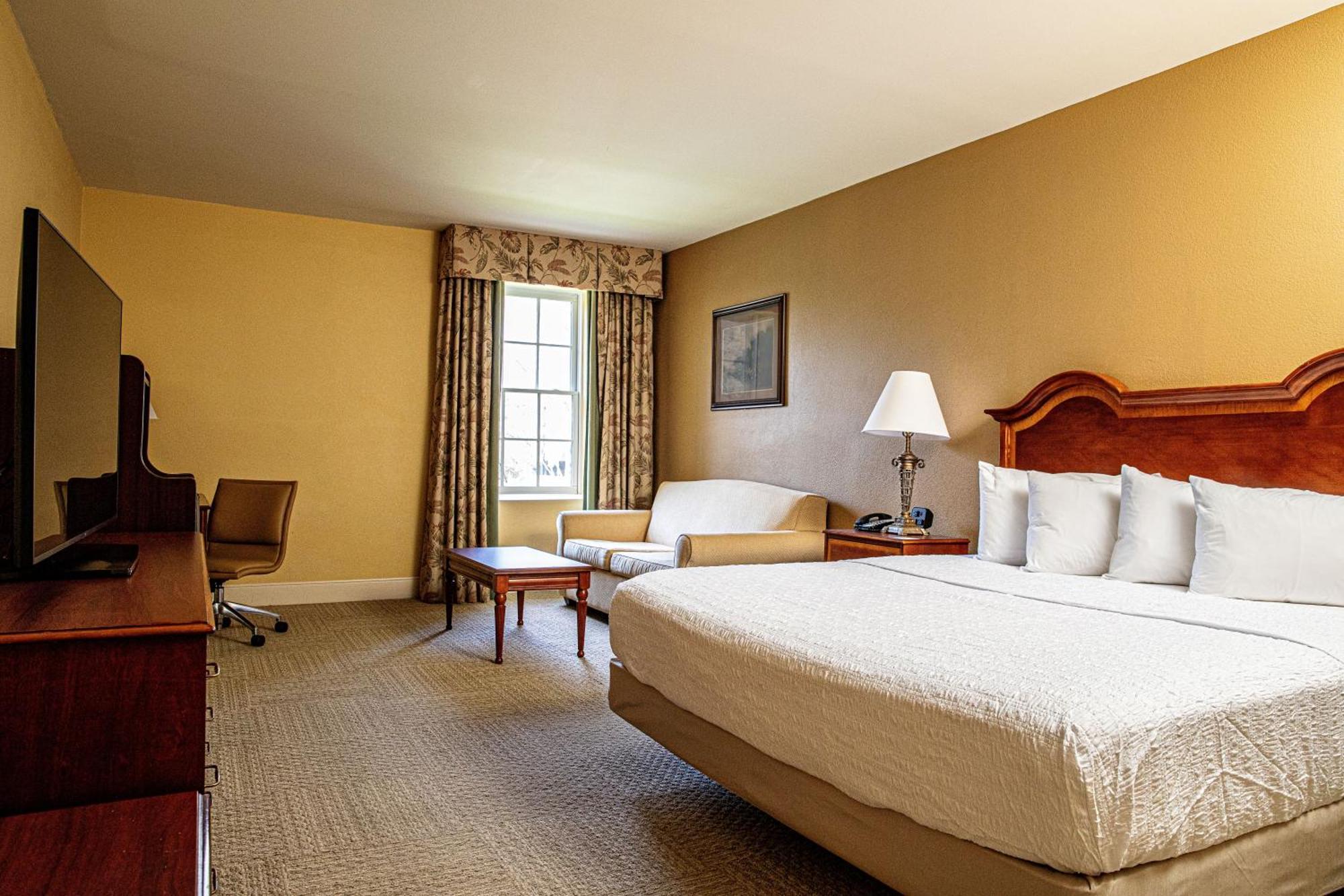 Hampton Inn Charleston-Historic District Екстериор снимка