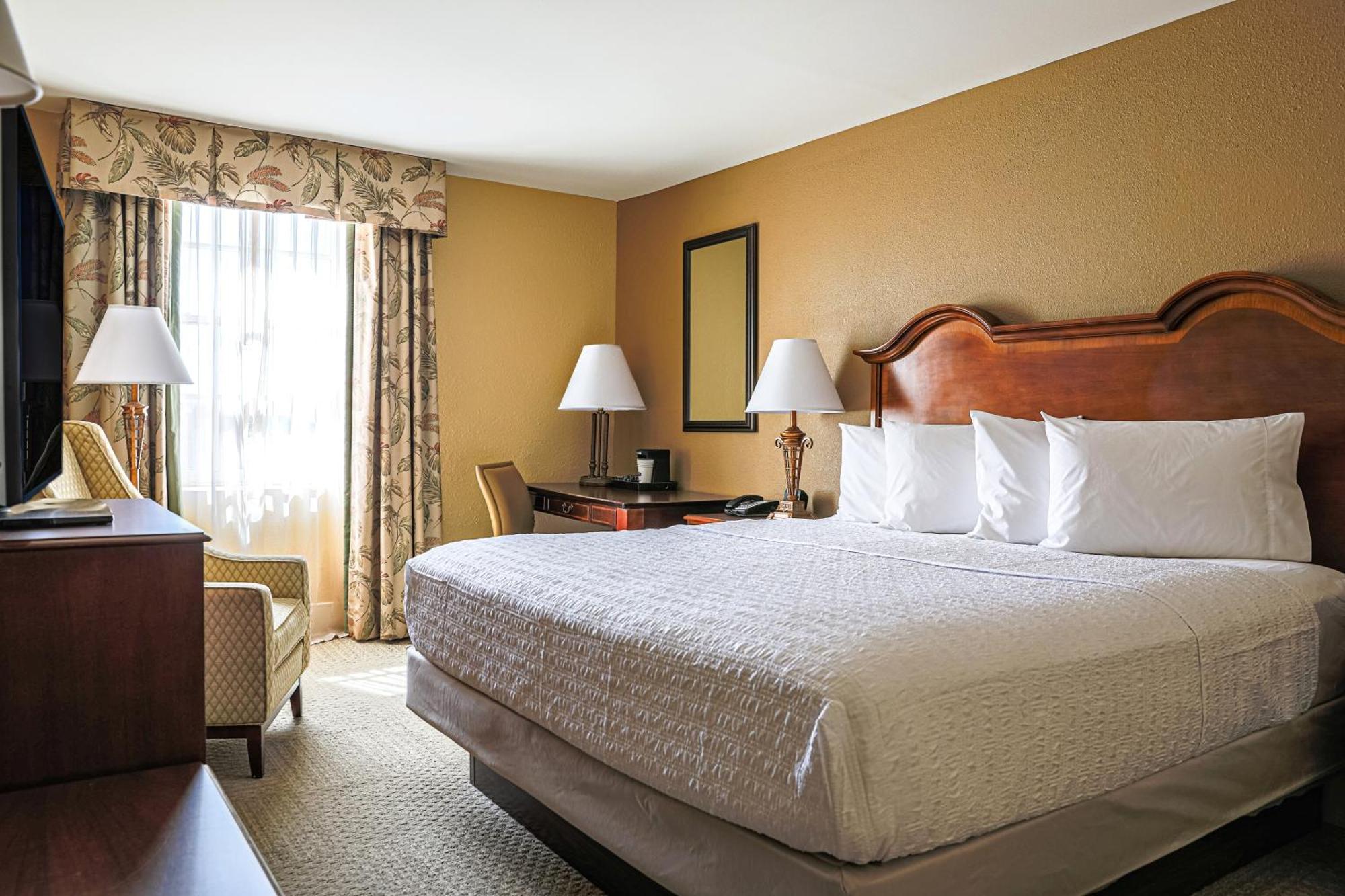 Hampton Inn Charleston-Historic District Екстериор снимка