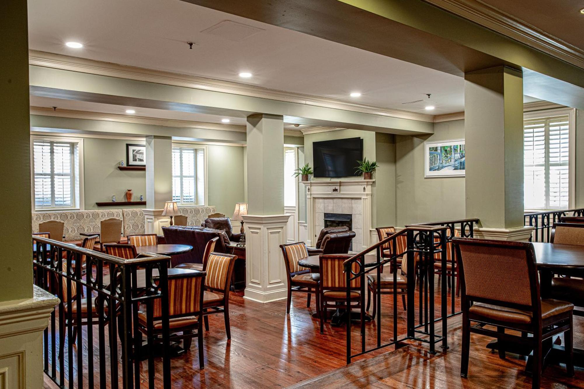 Hampton Inn Charleston-Historic District Екстериор снимка