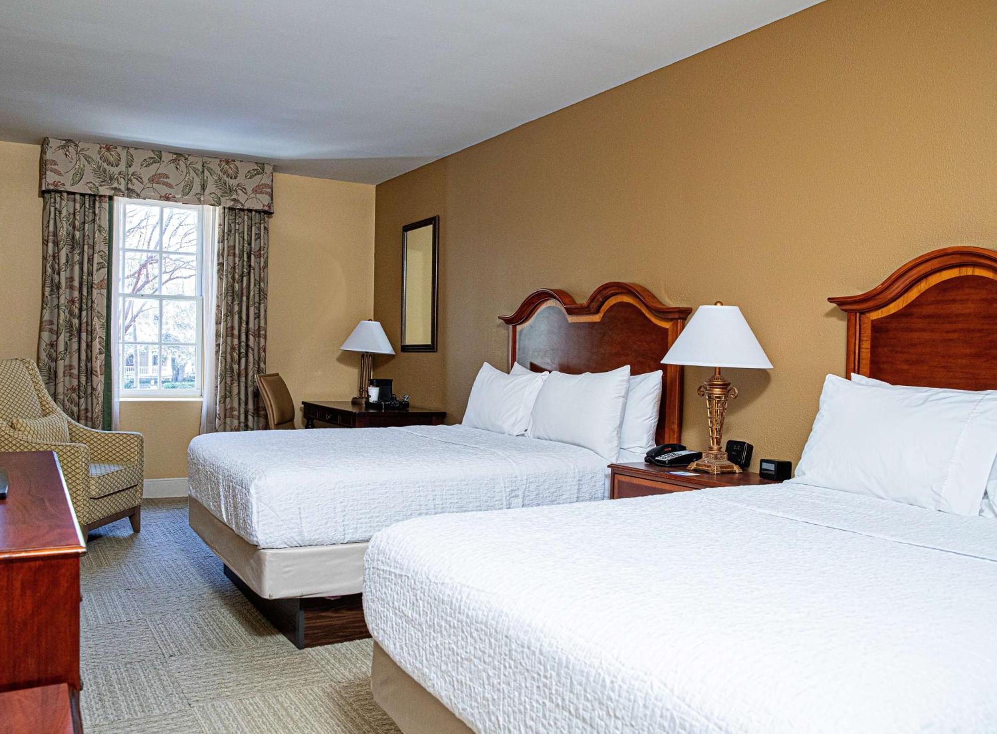 Hampton Inn Charleston-Historic District Екстериор снимка